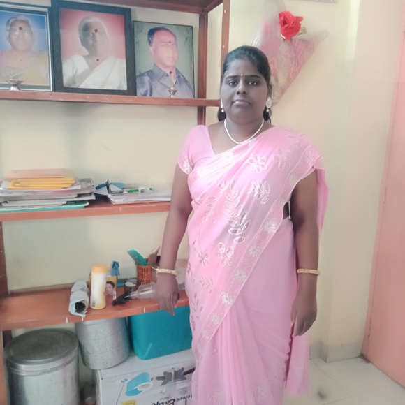 Profile Picture of Laxmi vijay tarlekar Tarlekar (@tarlekarlaxmi90) on Poshmark