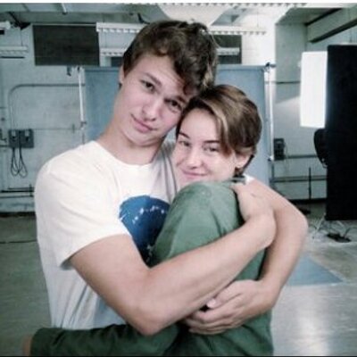 Srt. Waters - Twitter Profile Picture of Srt. Waters (@RaquelMellark_) on Twitter