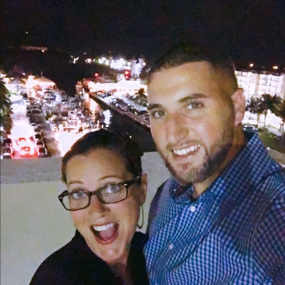 Profile Picture of John Kurczewski (@jk486994) on Poshmark