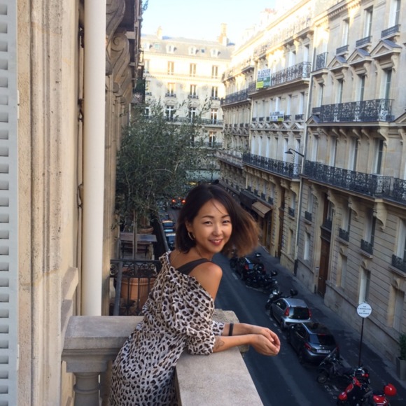 Haila Lee - Poshmark Profile Picture of Haila Lee (@hailalee) on Poshmark