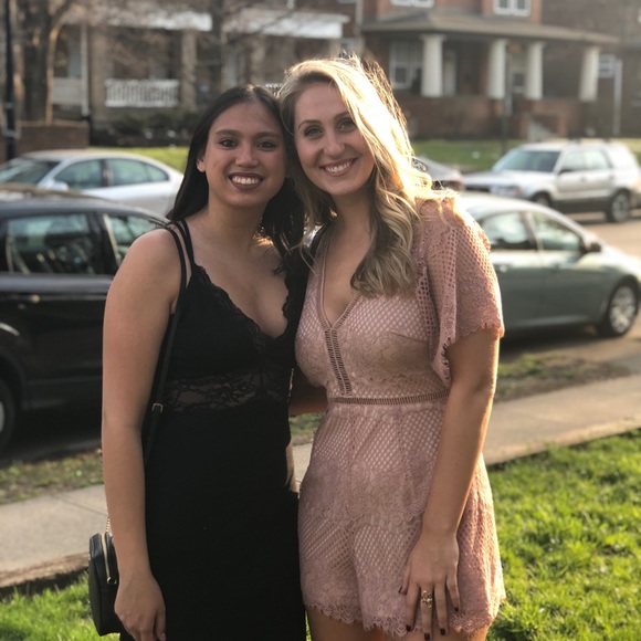 Darcy Kircher - Poshmark Profile Picture of Darcy Kircher (@dkirch__) on Poshmark