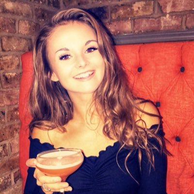 Profile Picture of Louise Hall (@louisehall_) on Twitter