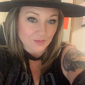 Profile Picture of Crystal Strawser (@bimandcrystalstrawser) on Pinterest