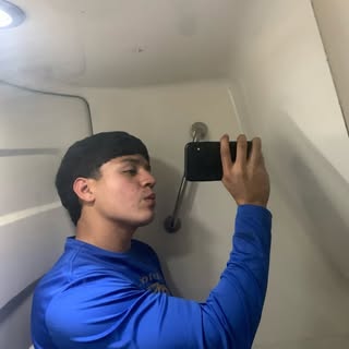 Profile Picture of toni (@_omaralvarado) on Instagram