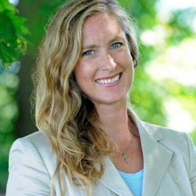 Profile Picture of Lisa Meyer (@LisaMeyerBroker) on Twitter