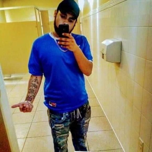 Profile Picture of Blake Tutrow (@blaketutrow) on Poshmark