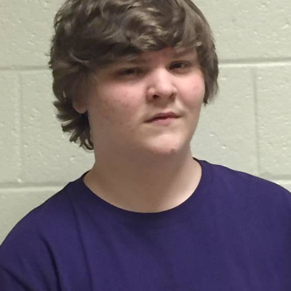 Profile Picture of Nick Michaud (@ncknstrll) on Poshmark