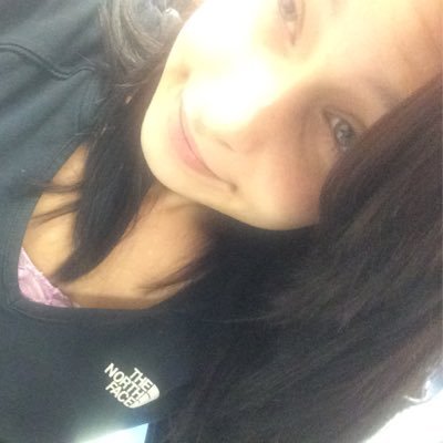 Profile Picture of Kimberly Hinkle (@kdhinkl1) on Twitter