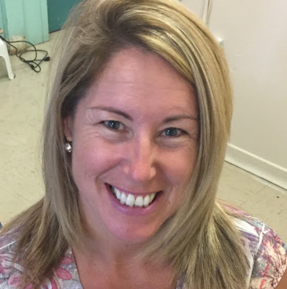 Profile Picture of Penelope Dyer (@penelopedyer) on Poshmark