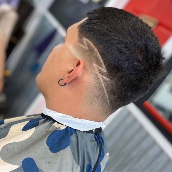 Profile Picture of Joel Salinas (@salinjoe) on Poshmark