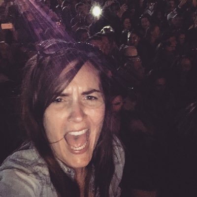 Profile Picture of Emma Manning (@emski_manners) on Twitter