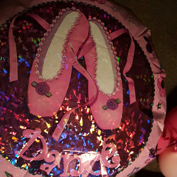 Profile Picture of Whitney Nichols (@wmnn88) on Poshmark