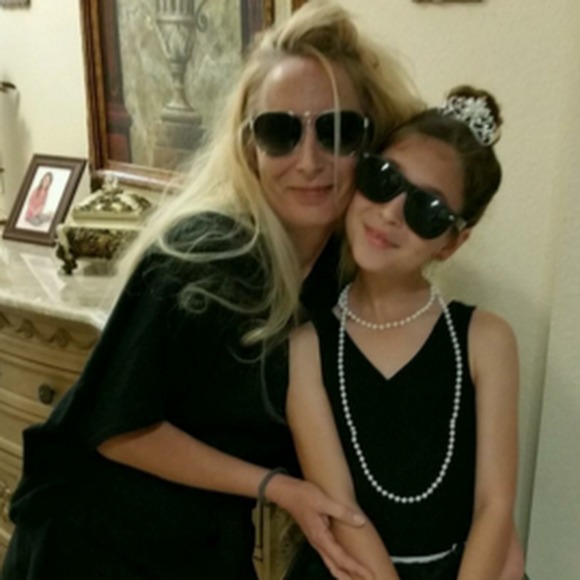 Profile Picture of Leeann Mcdaniel (@leeannmcd21) on Poshmark