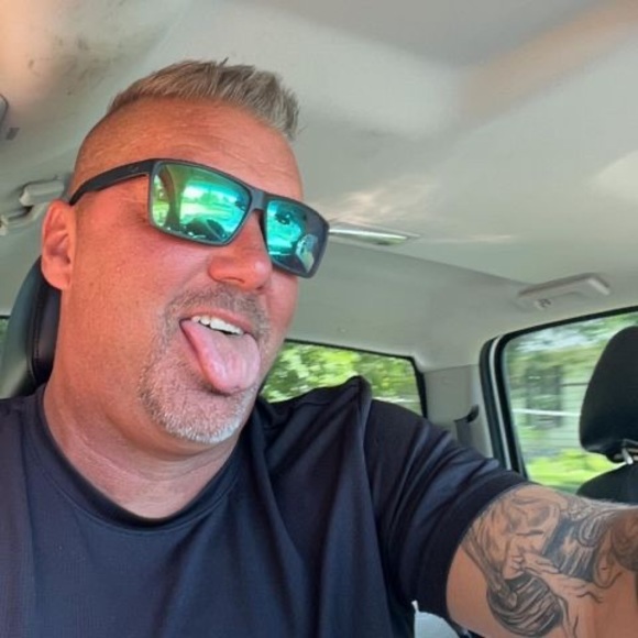 Profile Picture of Jason Jaggers (@jaggs32j) on Poshmark