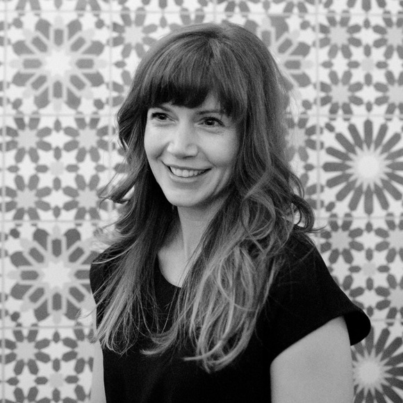 Profile Picture of Sara Blette (@sarablette) on Poshmark