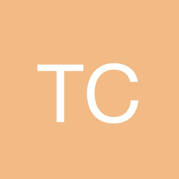 Profile Picture of Tara Coppins (@tcoppins) on Poshmark