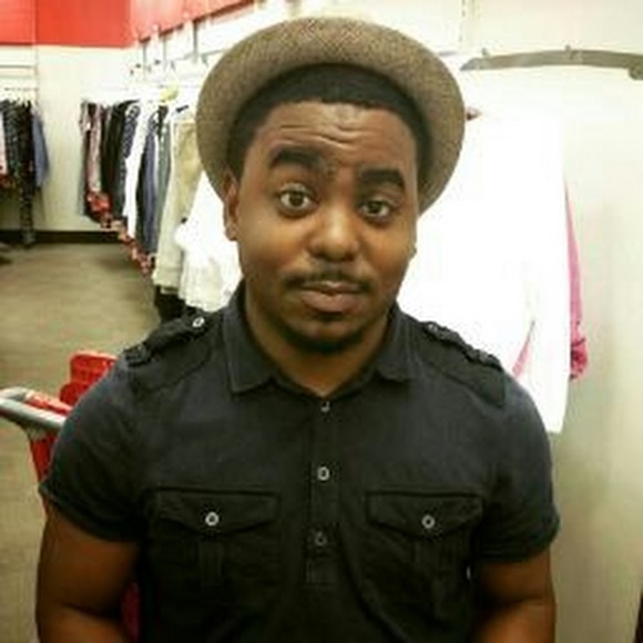 Profile Picture of Alex Mcdowell (@2stripedflyguy) on Poshmark