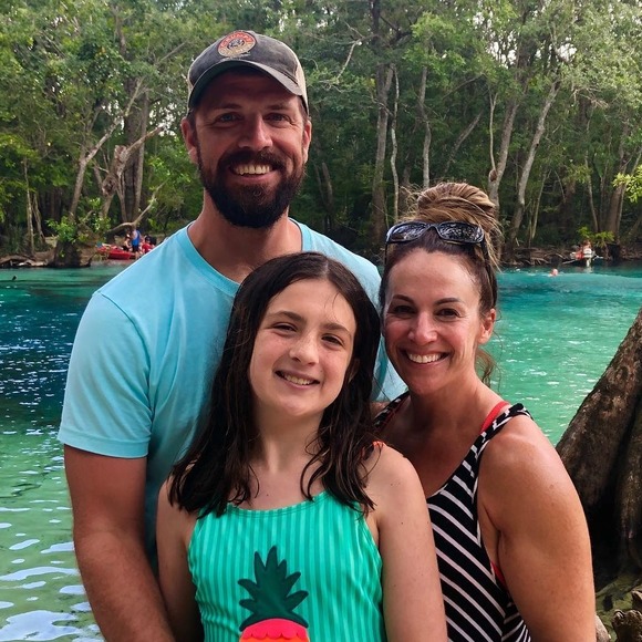 Matt Hommes - Poshmark Profile Picture of Matt Hommes (@matthommes) on Poshmark