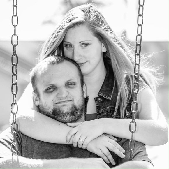 Profile Picture of Christina Dobbertien (@christinatie) on Poshmark