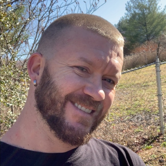 Profile Picture of Nick Blake (@keebler113) on Poshmark