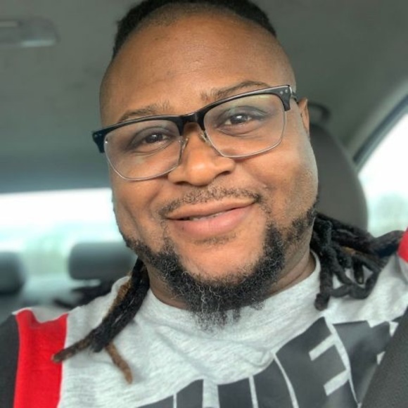 Profile Picture of Josiah Jones (@josiahjones712) on Poshmark