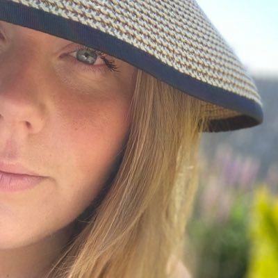 Profile Picture of Amy Loring (@@AmyLoring) on Twitter