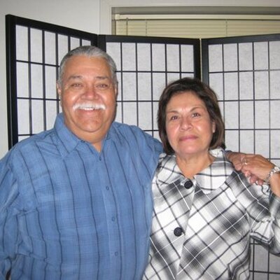 Profile Picture of Robert & Rosa Bustos (@ROVEROSBUS) on Twitter