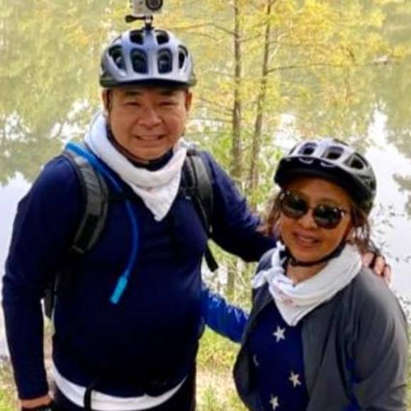 Profile Picture of Ruth Isidro (@risidro) on Poshmark