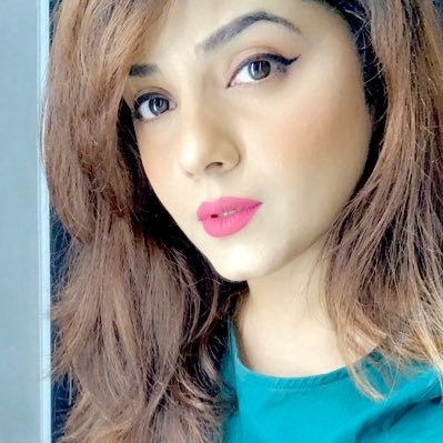Profile Picture of Sania Attarwala (@SanAttarwala) on Twitter