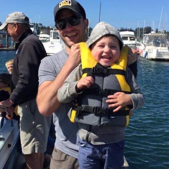 Profile Picture of Andrew Spence (@andspence) on Poshmark