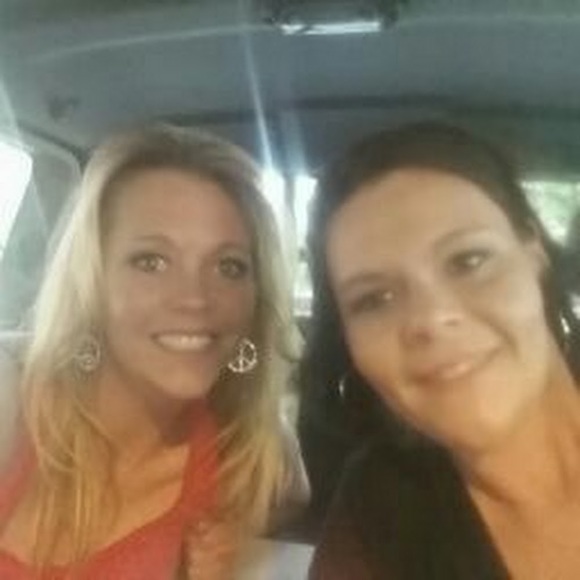 Profile Picture of Brandi Jones (@brandijones294) on Poshmark