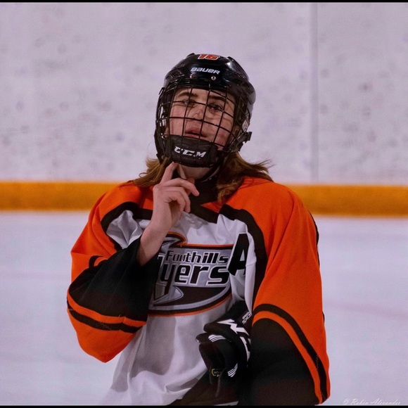 Profile Picture of Gus Alexander (@gusalexander) on Poshmark