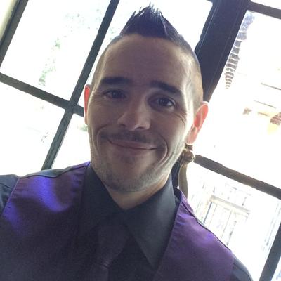 Profile Picture of Charles Wheeler (@_CharlesWheeler) on Twitter