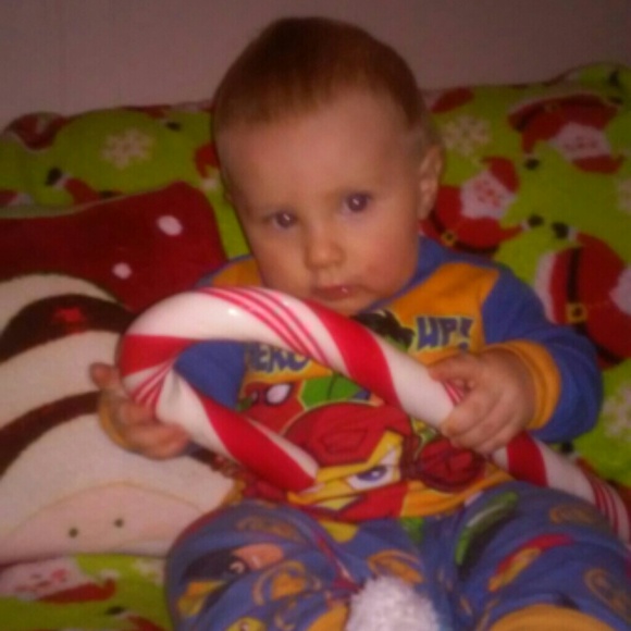 Profile Picture of Stephanie Benting (@thomas_1234) on Poshmark