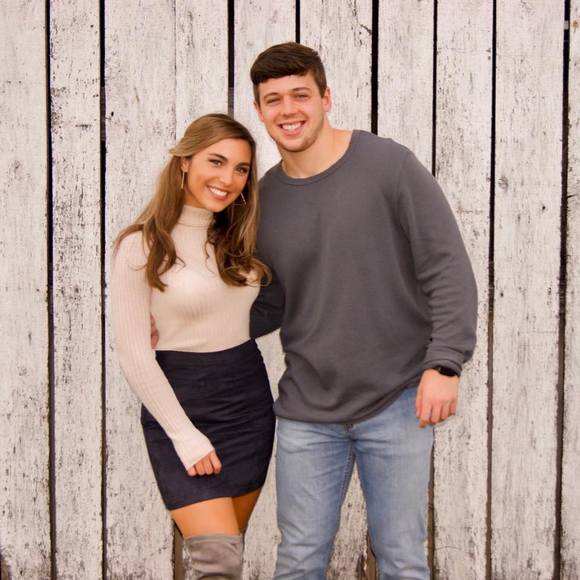 Profile Picture of Brandon Huff (@brandonhuff99) on Poshmark