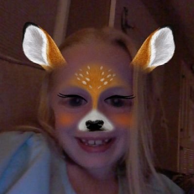 Profile Picture of Lily Mitchell (@_Lily_Mitchell_) on Twitter