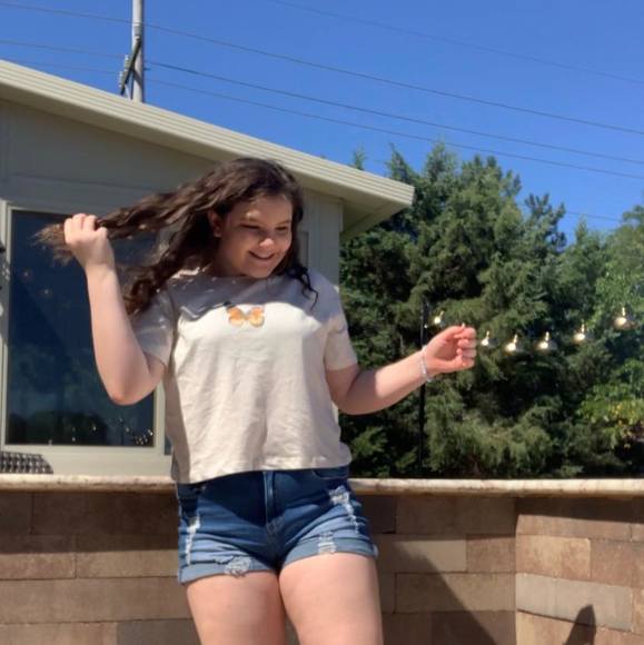 Profile Picture of Paige Lorelei (@paigelorelei) on Poshmark