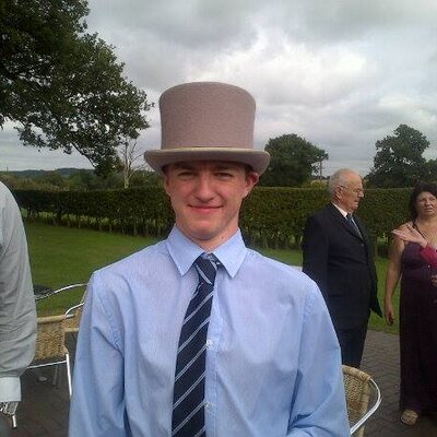 Profile Picture of Jay Perrett (@jayperrett19) on Twitter