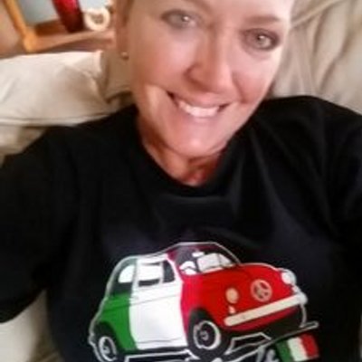 Profile Picture of Robin Carrier (@rm_carrier) on Twitter