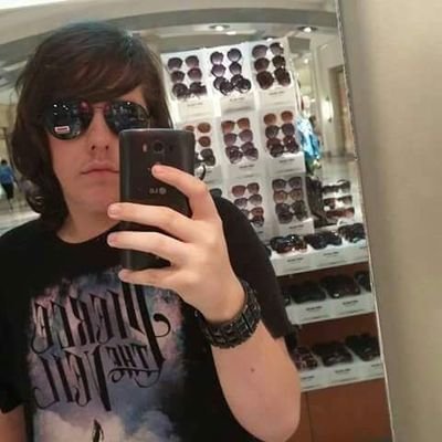 Profile Picture of Derek Kennedy (@derekkennedy220) on Twitter