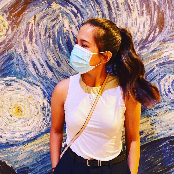 Profile Picture of Carylle Darang (@darca_8) on Poshmark