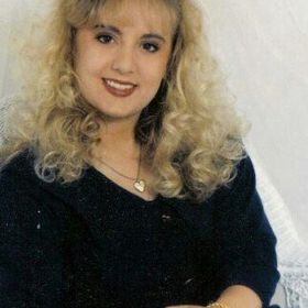 Profile Picture of Renee Conley (@reneeconley1975) on Pinterest
