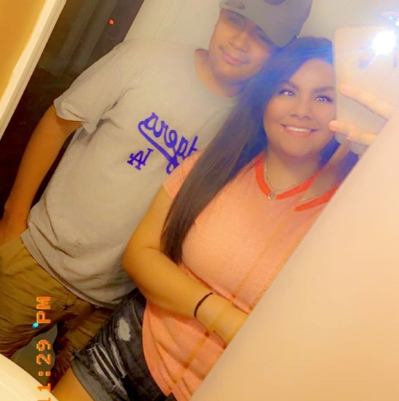 Profile Picture of Jason Espericueta (@jasonespericuet) on Poshmark