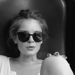 Profile Picture of Avery Scott Writes (@averyscottwrites) on Instagram