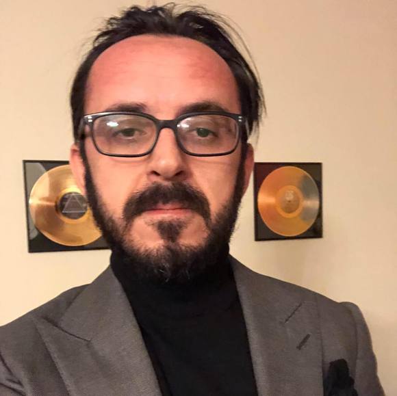 Profile Picture of Ari Avdyli (@ariavdyli) on Poshmark