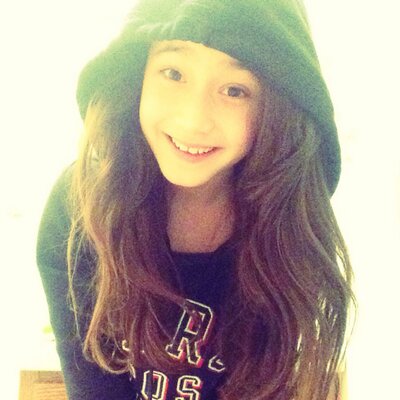 Profile Picture of Leah Ramos (@lela_bugg_) on Twitter