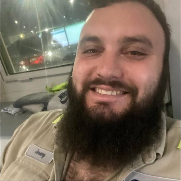 Profile Picture of Jeremy Leger (@captnacorn) on Poshmark