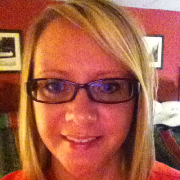 Profile Picture of Angela Boggess (@angieboggess) on Poshmark