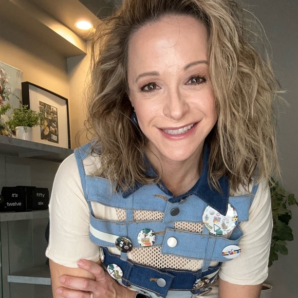 Michele Dieckmeyer - Poshmark Profile Picture of Michele Dieckmeyer (@michelejparker) on Poshmark