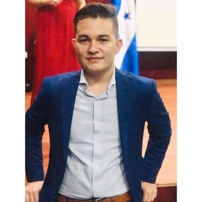 Profile Picture of David Interiano (@DavidInterian15) on Twitter